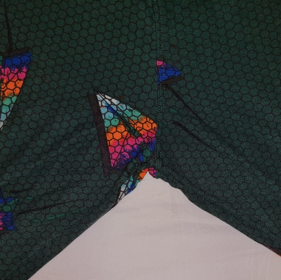 Paper Airplanes LuLaRoe TC Leggings - Picture 3 of 3